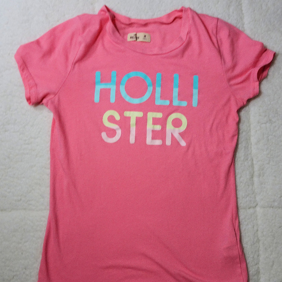 Hollister Tops - Hollister Pink T-Shirt Size Medium